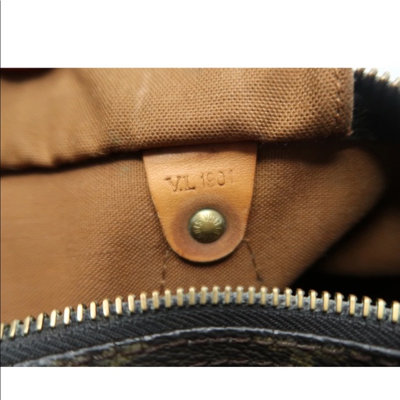 Authentic Vintage Louis Vuitton Speedy 30 - Picture 11 of 16
